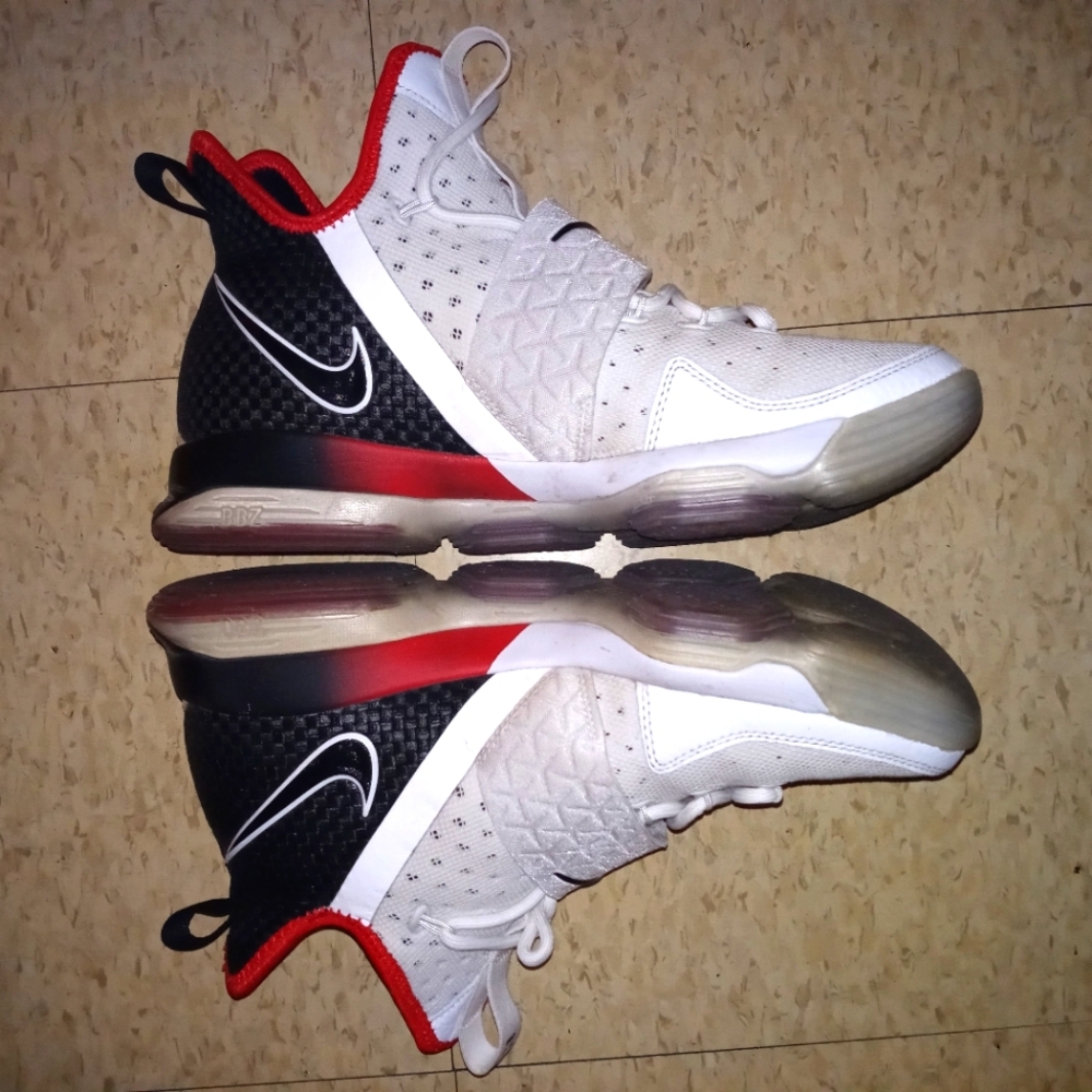 Nike lebron